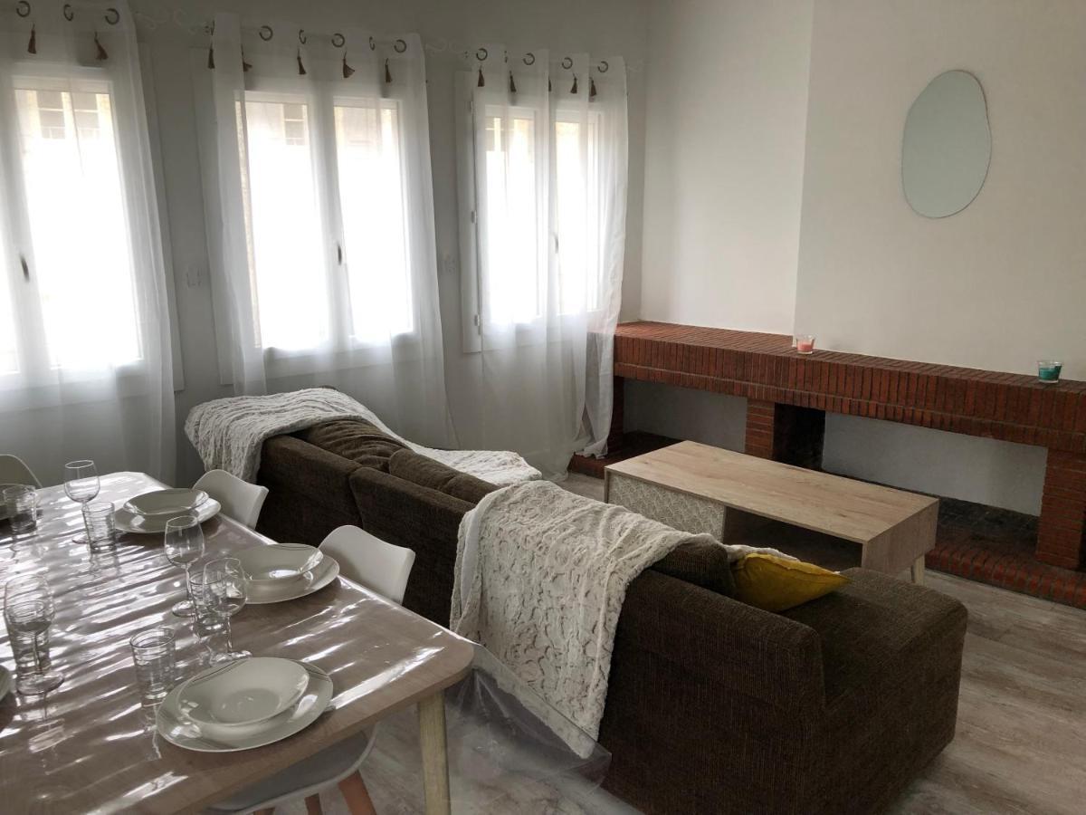 Appartement Cosy Et Lumineux Caussens ภายนอก รูปภาพ